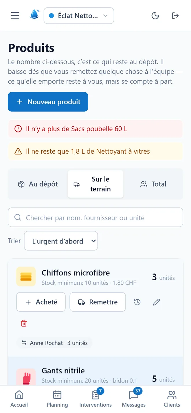 L’écran Produits : le stock au dépôt et sur le terrain, avec les alertes de minimum.